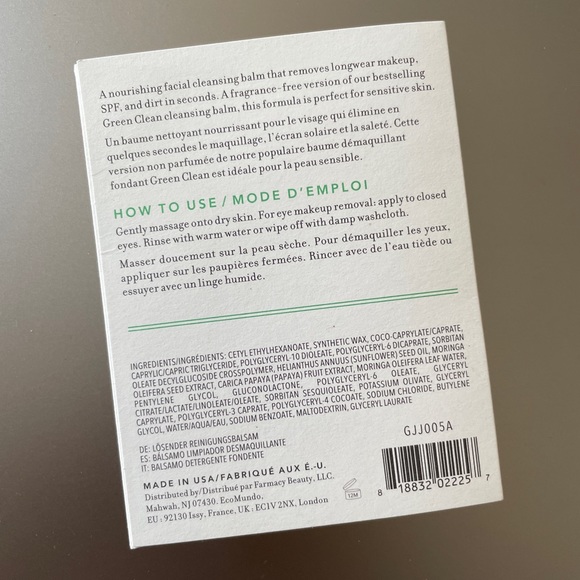 FARMACY
CLEARLY CLEAN
makeup meltaway cleansing balm - Picture 2 of 2